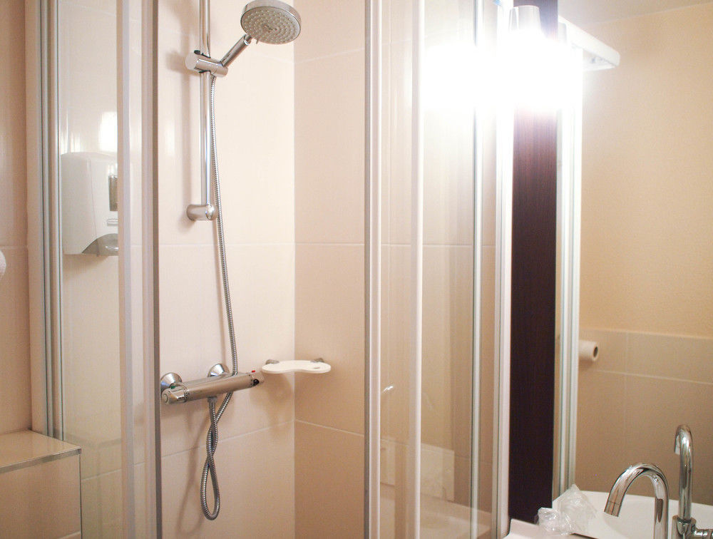 Hotel Inn Design Resto Novo Alençon Zewnętrze zdjęcie